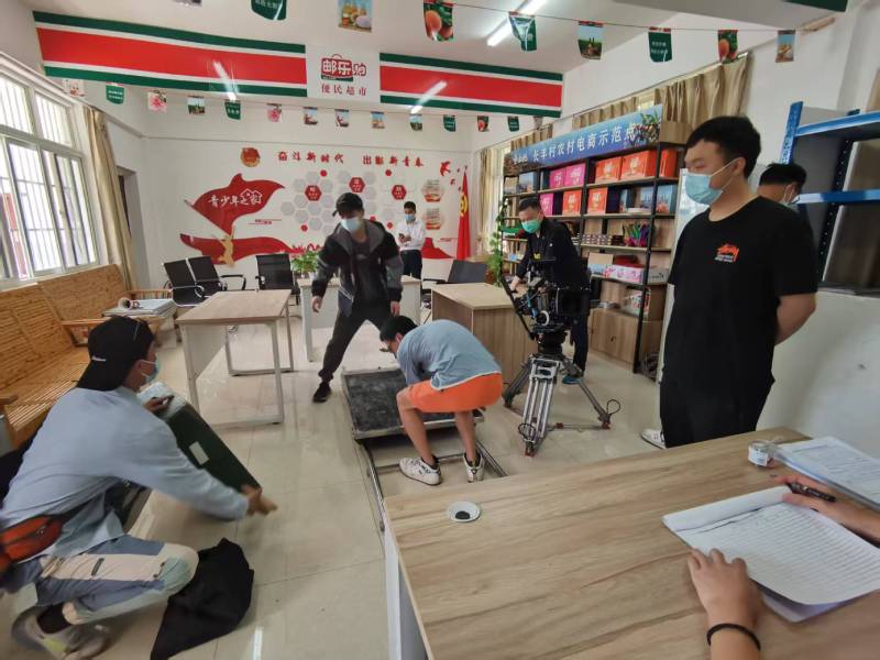 上高县广告片拍摄公司：极简主义践行者，少即是多的视觉哲学